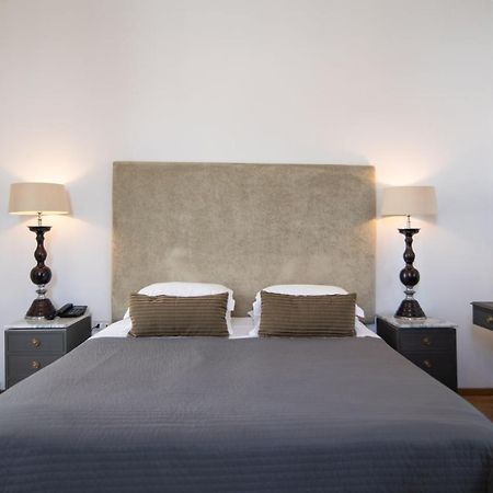 Emporikon Athens Hotel Екстериор снимка