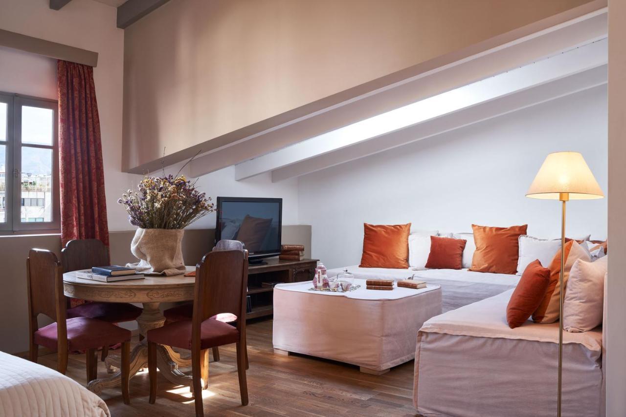 Emporikon Athens Hotel Екстериор снимка